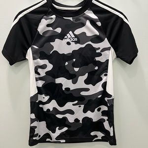 Camo Adidas shirt M 10/12